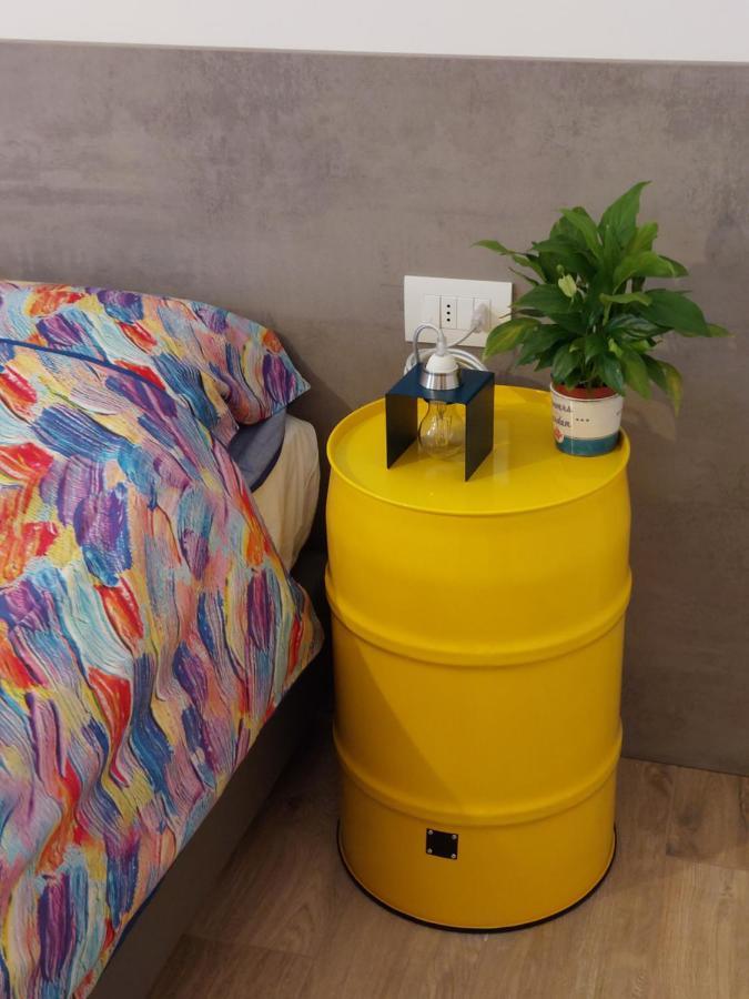 La Bougainville - Luxury Apartment Torbole Sul Garda Eksteriør bilde