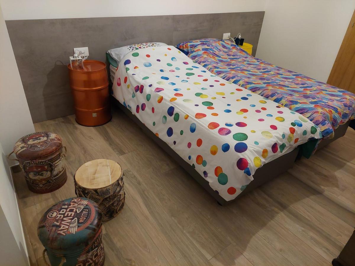 La Bougainville - Luxury Apartment Torbole Sul Garda Eksteriør bilde